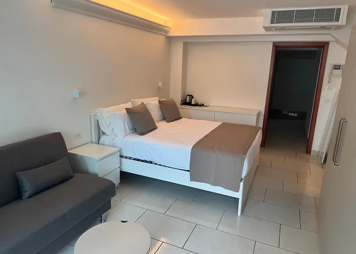 Regal 3* רימיני