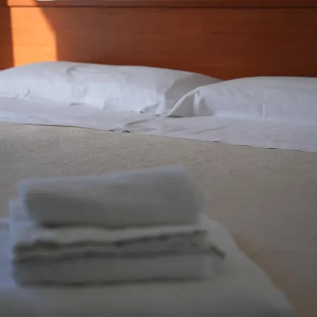 Regal Hotel 3*