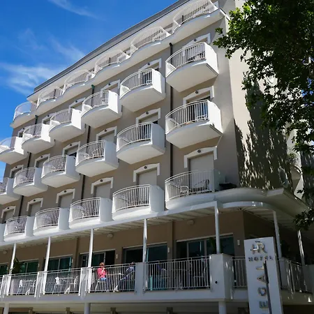 Regal Hotel 3*