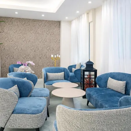 Regal 3*
