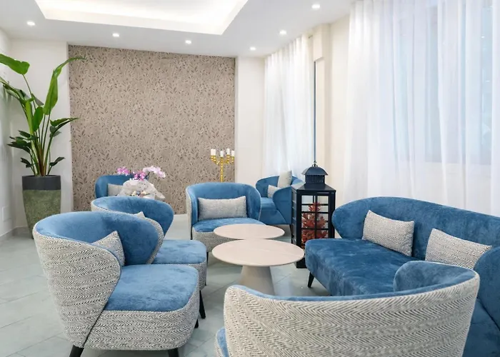 Regal 3*