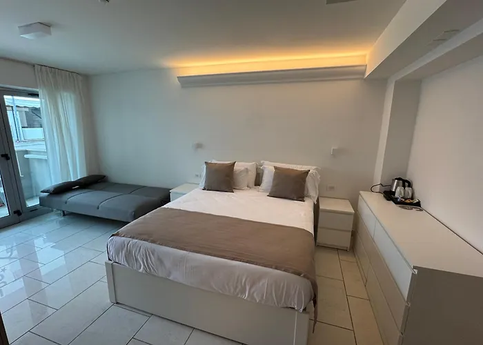 Regal Otel